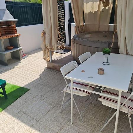 קוסטה דה קפאריקה "Linda'S Guest House" Beach House With Private Patio & Hot Tub, 3 Min From The Beach מראה חיצוני תמונה