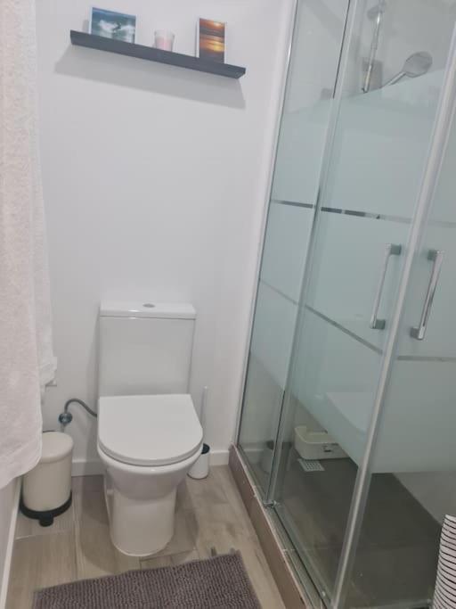 קוסטה דה קפאריקה "Linda'S Guest House" Beach House With Private Patio & Hot Tub, 3 Min From The Beach מראה חיצוני תמונה